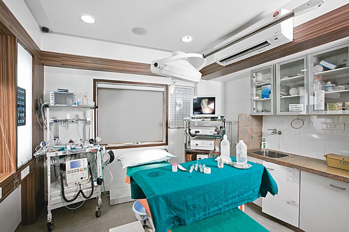 services_bronchoscopy_room